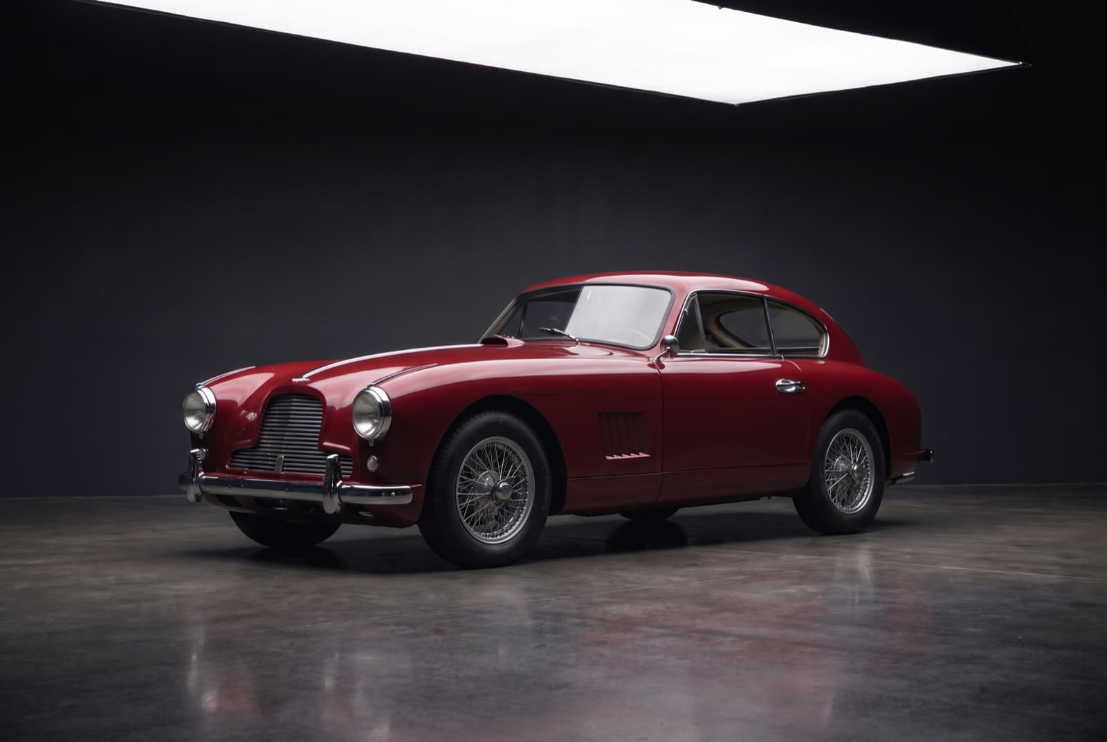 Aston Martin DB2/4 (1953-1957)